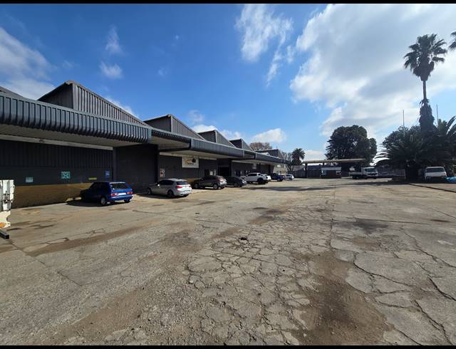 1,000M² WAREHOUSE TO LET IN BENONI SOUTH